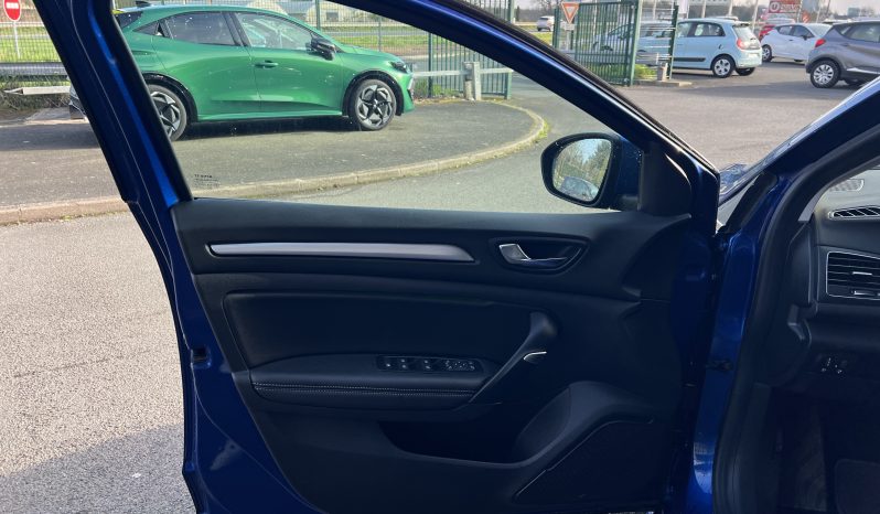 RENAULT Mégane IV Intens 1.5 Blue dCi 115CH EDC complet