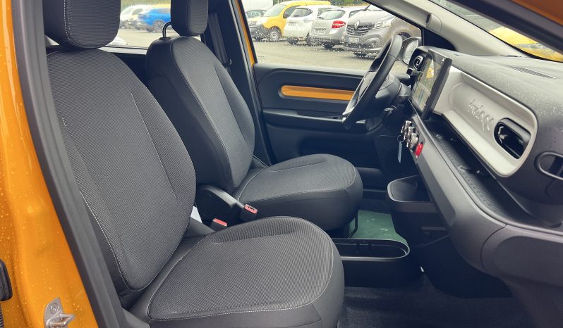 TWINGO E-Tech électrique Évolution 80CH autonomie urbaine complet