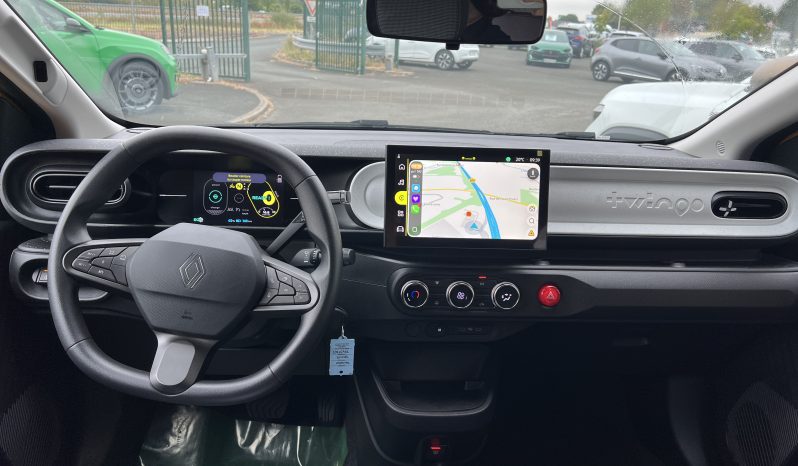 TWINGO E-Tech électrique Évolution 80CH autonomie urbaine complet