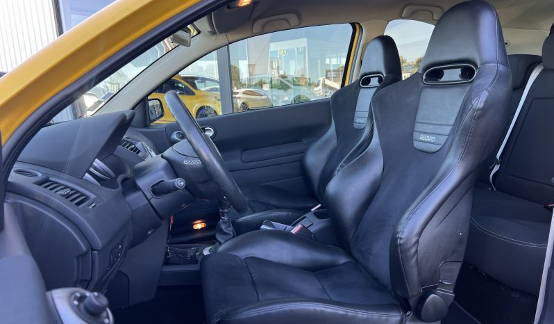 Renault Mégane 2 rs F1 Team R26 complet