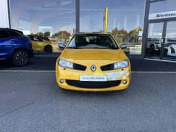 Renault Mégane 2 rs F1 Team R26 complet